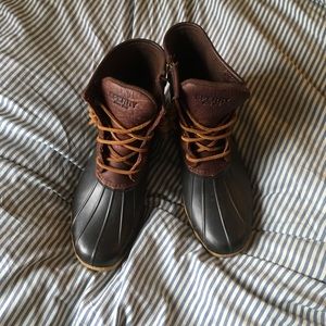 Women’s Sperry Saltwater Duck Boot Tan/DkBrown
